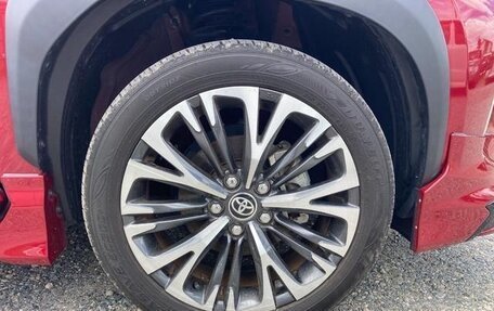 Toyota Yaris Cross, 2022 год, 1 624 000 рублей, 39 фотография