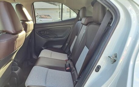 Toyota Yaris Cross, 2022 год, 1 607 000 рублей, 19 фотография