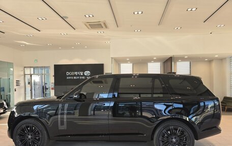 Land Rover Range Rover IV рестайлинг, 2025 год, 22 975 000 рублей, 2 фотография