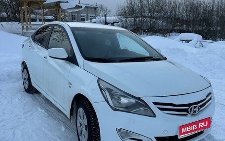 Hyundai Solaris II рестайлинг, 2015 год, 659 000 рублей, 1 фотография