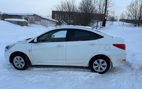 Hyundai Solaris II рестайлинг, 2015 год, 659 000 рублей, 2 фотография