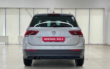 Volkswagen Tiguan II, 2020 год, 2 500 000 рублей, 6 фотография