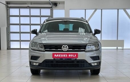 Volkswagen Tiguan II, 2020 год, 2 500 000 рублей, 3 фотография