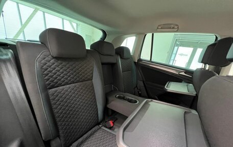 Volkswagen Tiguan II, 2020 год, 2 500 000 рублей, 16 фотография