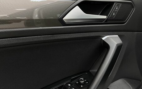 Volkswagen Tiguan II, 2020 год, 2 500 000 рублей, 22 фотография