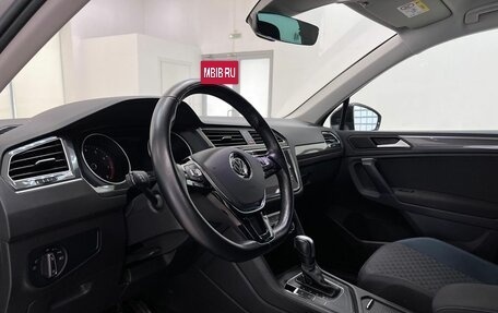 Volkswagen Tiguan II, 2020 год, 2 500 000 рублей, 10 фотография