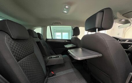 Volkswagen Tiguan II, 2020 год, 2 500 000 рублей, 38 фотография