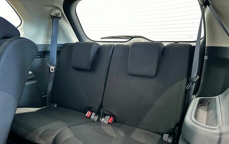 Mitsubishi Outlander III рестайлинг 3, 2019 год, 2 150 000 рублей, 15 фотография