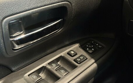 Mitsubishi Outlander III рестайлинг 3, 2019 год, 2 150 000 рублей, 20 фотография