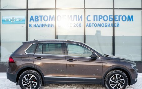 Volkswagen Tiguan II, 2018 год, 2 419 000 рублей, 6 фотография