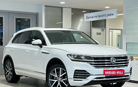 Volkswagen Touareg III, 2020 год, 5 990 000 рублей, 3 фотография