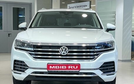 Volkswagen Touareg III, 2020 год, 5 990 000 рублей, 2 фотография
