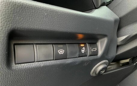 Toyota RAV4, 2021 год, 3 805 000 рублей, 16 фотография