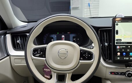 Volvo XC60 II, 2025 год, 6 675 000 рублей, 9 фотография
