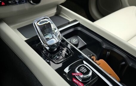 Volvo XC60 II, 2025 год, 6 675 000 рублей, 6 фотография