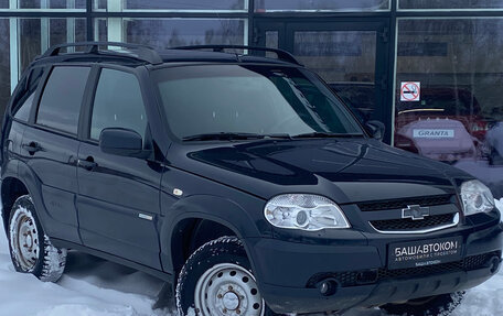 Chevrolet Niva I рестайлинг, 2014 год, 530 000 рублей, 3 фотография