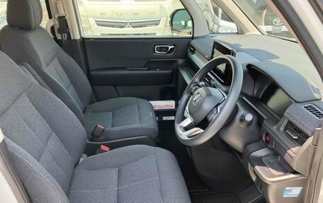 Honda Stepwgn, 2022 год, 2 353 000 рублей, 8 фотография