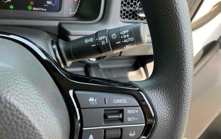 Honda Stepwgn, 2022 год, 2 353 000 рублей, 17 фотография