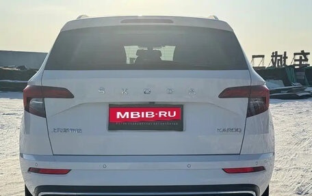 Skoda Karoq I, 2022 год, 2 280 000 рублей, 6 фотография