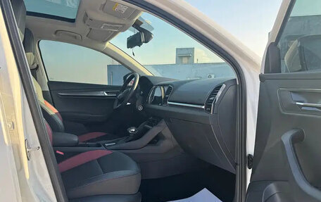 Skoda Karoq I, 2022 год, 2 280 000 рублей, 10 фотография