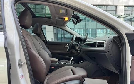 BMW 1 серия, 2022 год, 1 660 000 рублей, 12 фотография