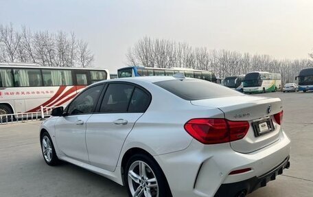 BMW 1 серия, 2022 год, 1 680 000 рублей, 7 фотография