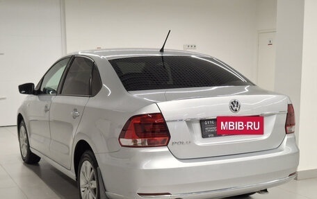 Volkswagen Polo VI (EU Market), 2015 год, 1 004 000 рублей, 8 фотография