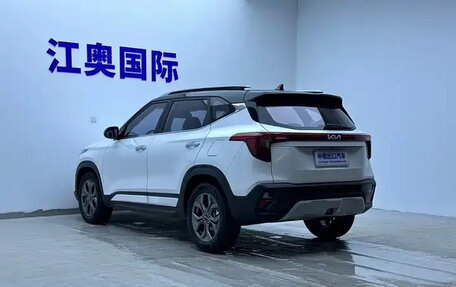 KIA Seltos I, 2023 год, 1 687 000 рублей, 2 фотография