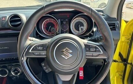 Suzuki Swift V, 2022 год, 985 000 рублей, 7 фотография