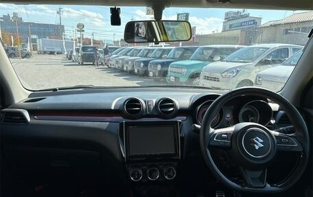 Suzuki Swift V, 2022 год, 985 000 рублей, 11 фотография