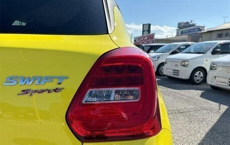 Suzuki Swift V, 2022 год, 985 000 рублей, 20 фотография