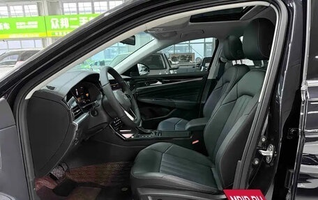 Volkswagen Passat B8 рестайлинг, 2022 год, 2 440 000 рублей, 10 фотография