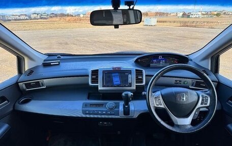 Honda Freed I, 2016 год, 873 000 рублей, 10 фотография