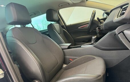 Opel Insignia II рестайлинг, 2019 год, 1 599 000 рублей, 23 фотография