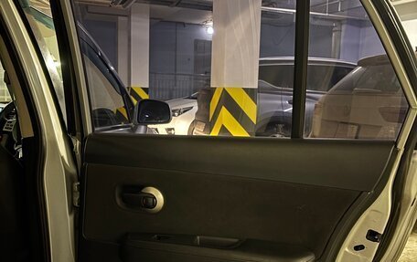 Nissan Tiida, 2010 год, 690 000 рублей, 16 фотография