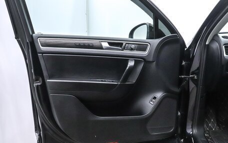 Volkswagen Touareg III, 2014 год, 2 349 000 рублей, 7 фотография