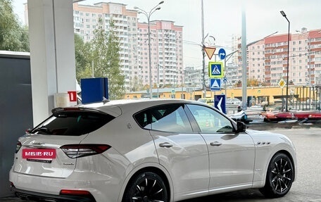 Maserati Levante I, 2021 год, 9 950 000 рублей, 4 фотография