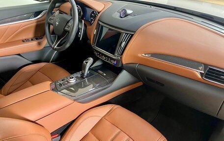 Maserati Levante I, 2021 год, 9 950 000 рублей, 19 фотография