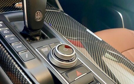 Maserati Levante I, 2021 год, 9 950 000 рублей, 18 фотография