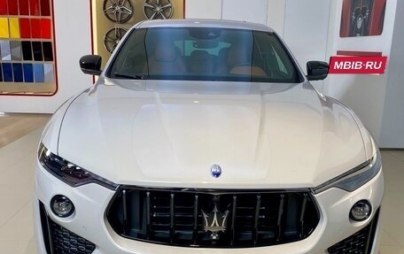 Maserati Levante I, 2021 год, 9 950 000 рублей, 11 фотография