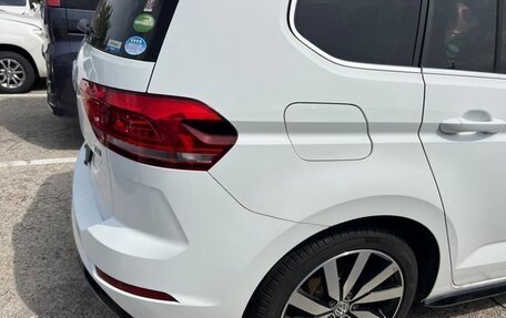 Volkswagen Touran III, 2019 год, 1 600 000 рублей, 6 фотография