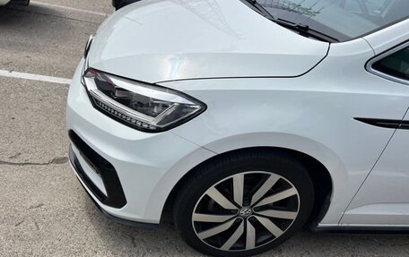 Volkswagen Touran III, 2019 год, 1 600 000 рублей, 18 фотография