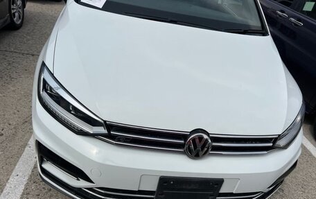 Volkswagen Touran III, 2019 год, 1 600 000 рублей, 19 фотография