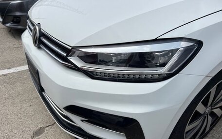 Volkswagen Touran III, 2019 год, 1 600 000 рублей, 20 фотография