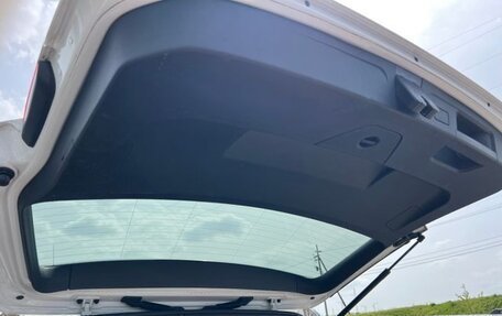 Volkswagen Touran III, 2019 год, 1 600 000 рублей, 39 фотография