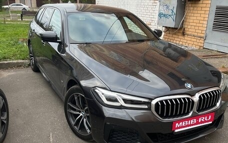 BMW 5 серия, 2020 год, 3 900 000 рублей, 3 фотография