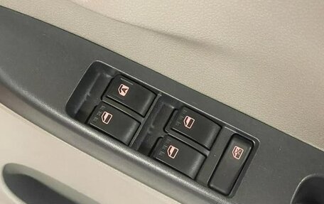 Daihatsu Mira e:S I рестайлинг, 2015 год, 405 000 рублей, 11 фотография