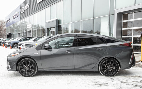 Toyota Prius IV XW50, 2017 год, 1 755 000 рублей, 10 фотография