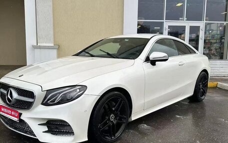 Mercedes-Benz E-Класс, 2019 год, 4 099 000 рублей, 1 фотография