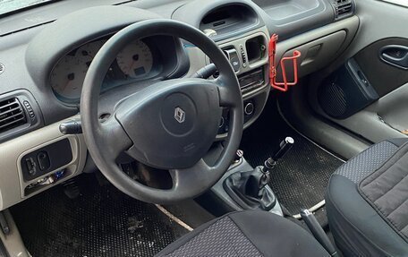 Renault Symbol I, 2002 год, 200 000 рублей, 3 фотография